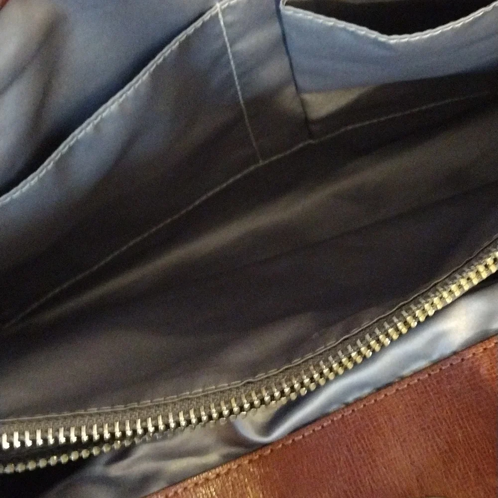 Coach Handbag SOLD, SOLD, SOLD - Picture 12 of 15